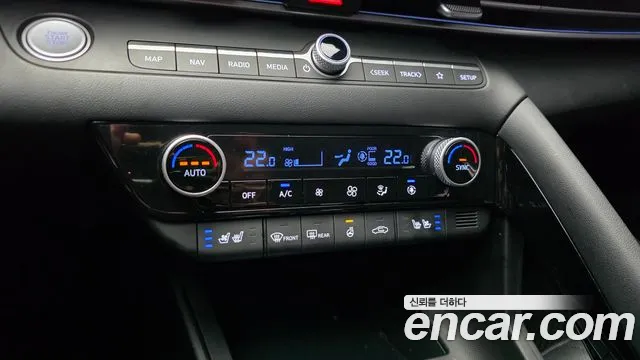 Hyundai Avante CN7 — Фото автомобиля 16