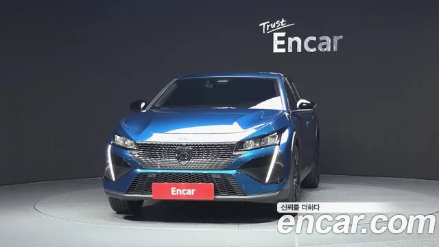 Peugeot 408 1.2 Pure Tech Allure — Фото автомобиля 3