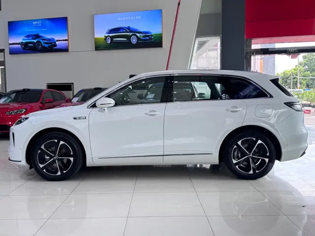 Shangjie SUV — Фото автомобиля 6