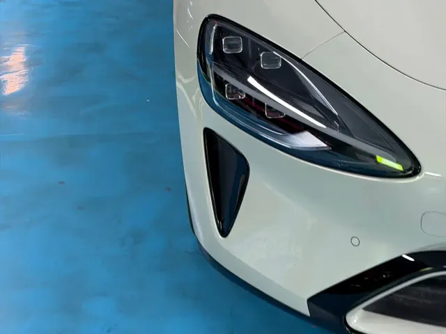 Xiaomi SU7 — Фото автомобиля 4