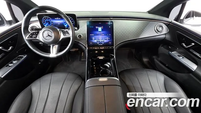 Mercedes-Benz EQE V295 — Фото автомобиля 10