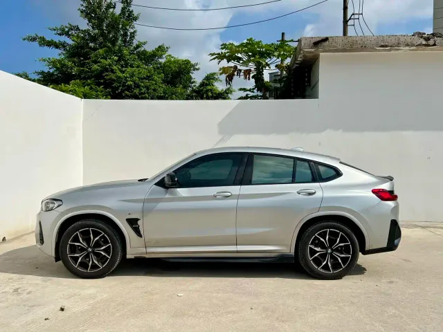 BMW X4 — Фото автомобиля 9