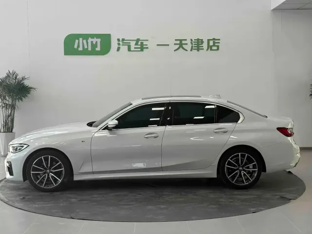 BMW 3 Series — Фото автомобиля 6