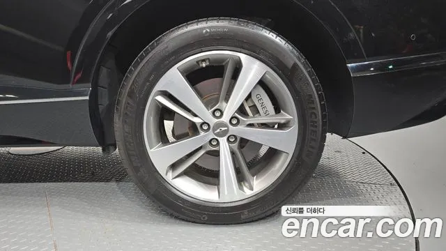 Genesis GV80 — Фото автомобиля 6