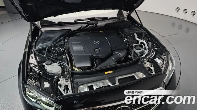 Mercedes-Benz E-Class W214 — Фото автомобиля 9
