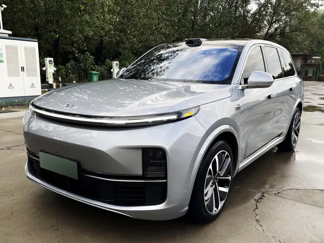 Фотография автомобиля — Li Auto L9