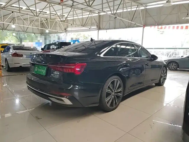 Audi A6L — Фото автомобиля 6
