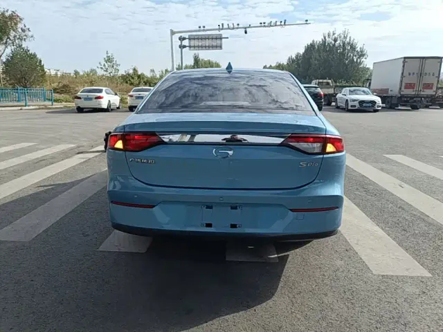 GAC Aion S — Фото автомобиля 5