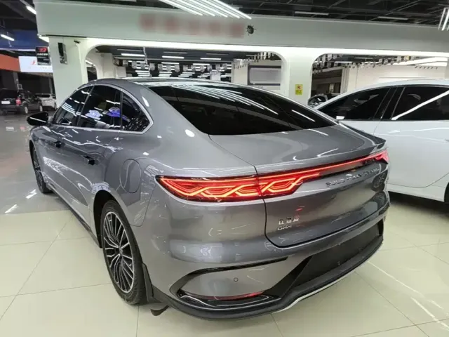 BYD Han — Фото автомобиля 22