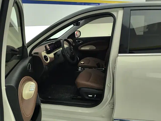 Wuling Bingo — Фото автомобиля 9