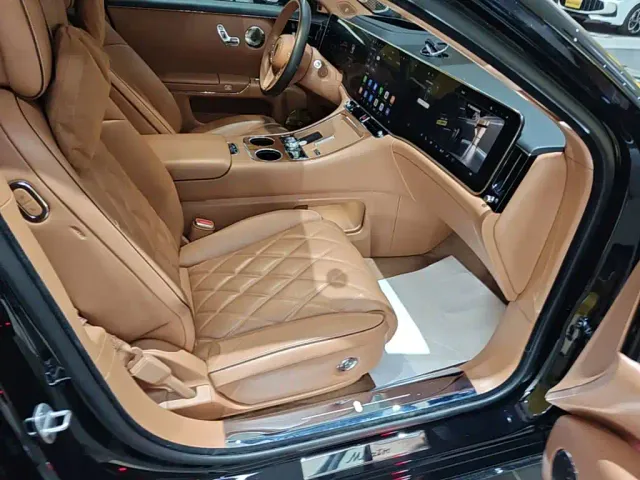 Zunjie Zunjie S800 2025 Model Pure Electric Starlight Premium Edition 5-Seater — Фото автомобиля 24