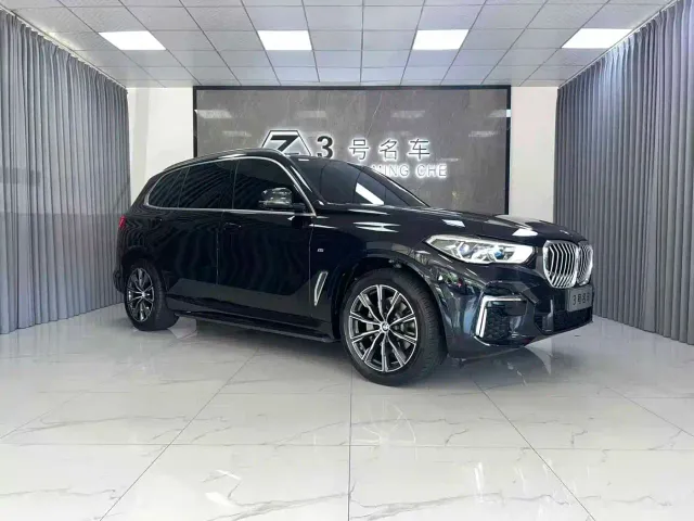 BMW X5 — Фото автомобиля 3