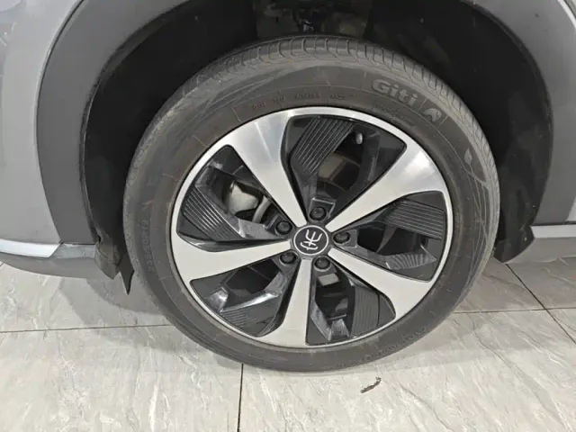 BYD Song PLUS — Фото автомобиля 22