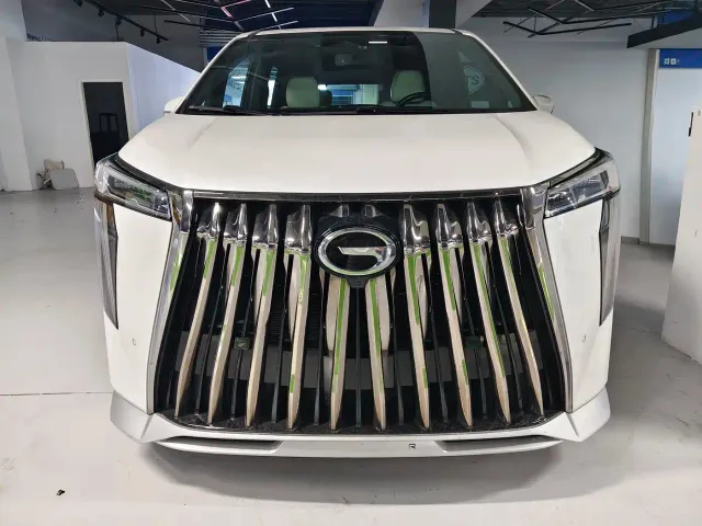 GAC Trumpchi M8 — Фото автомобиля 2