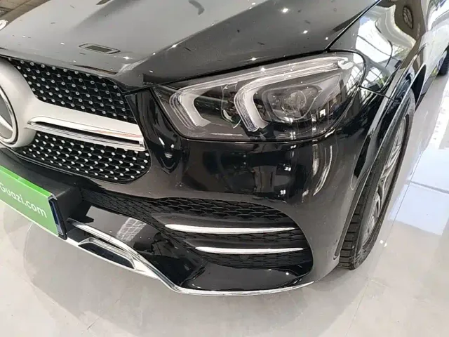 Mercedes-Benz GLE-Class — Фото автомобиля 23