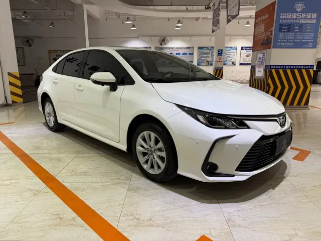 Toyota Corolla — Фото автомобиля 3