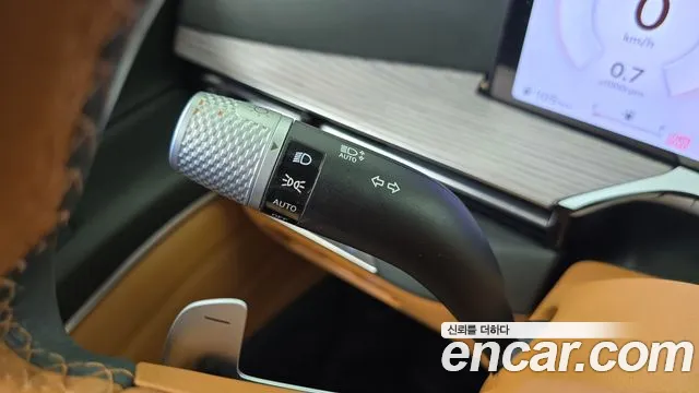 Genesis GV80 — Фото автомобиля 28
