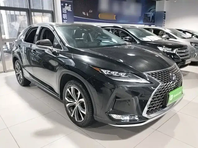 Lexus RX — Фото автомобиля 3