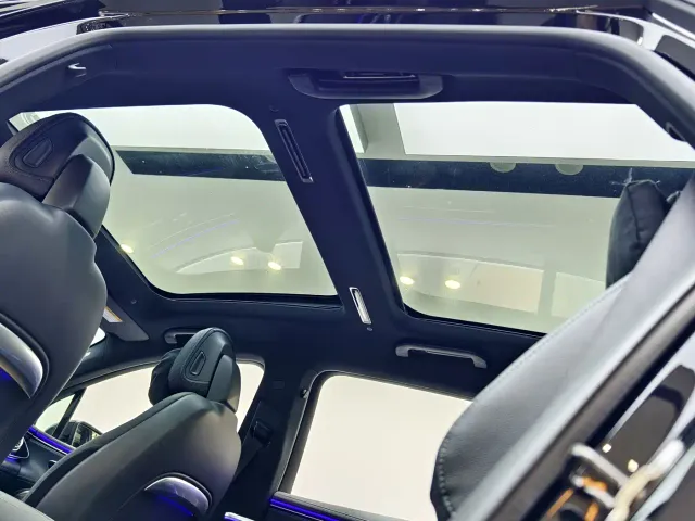 Mercedes-Benz EQS SUV — Фото автомобиля 11