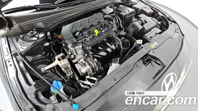 Hyundai AVANTE Новый Avante (CN7) — Фото автомобиля 6