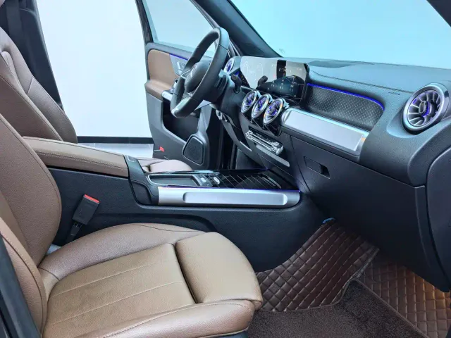 Mercedes-Benz GLB-Class — Фото автомобиля 12