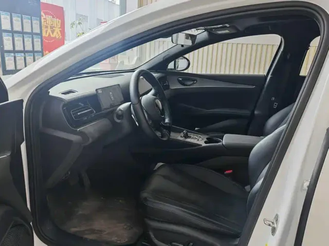 BYD Seal 06 — Фото автомобиля 11