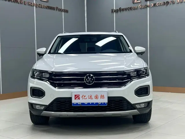 Volkswagen T-Roc — Фото автомобиля 2