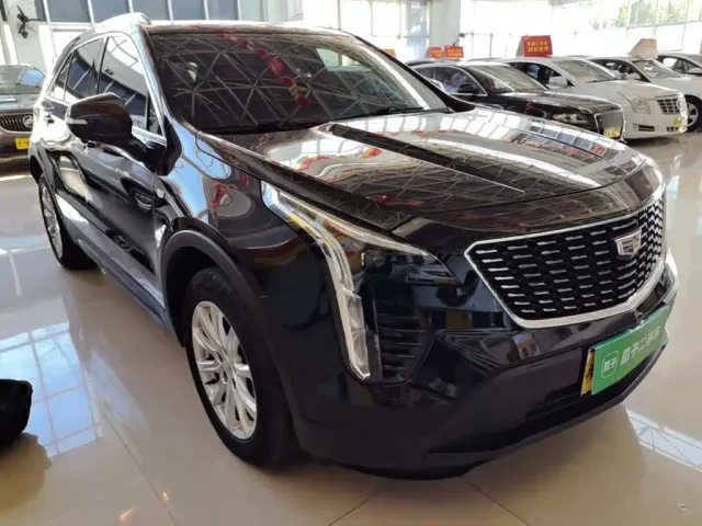 Cadillac XT4 — Фото автомобиля 3