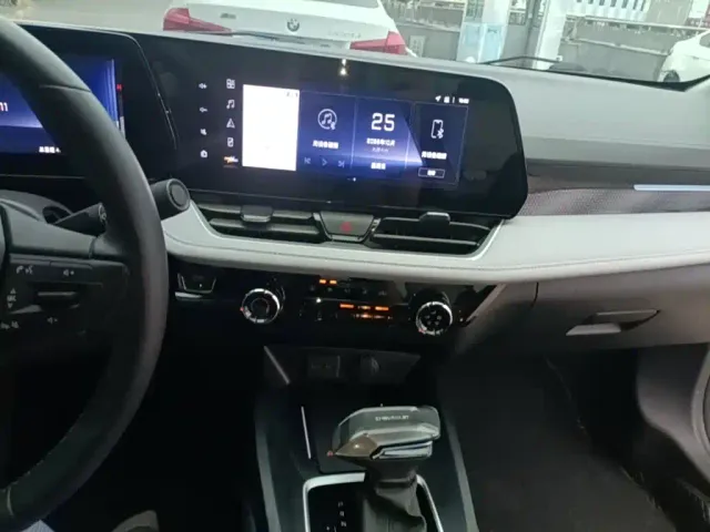 Chevrolet Monza — Фото автомобиля 12