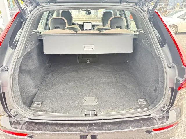 Volvo XC60 — Фото автомобиля 12