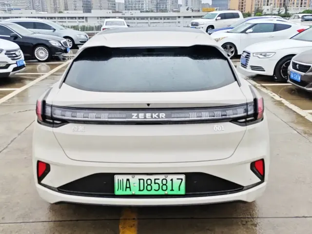 ZEEKR Zeekr 001 2025 WE Edition 100kWh RWD — Фото автомобиля 5