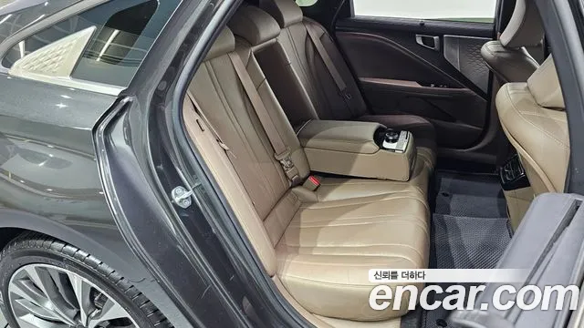 Kia K8 2.5 Бензин 2WD — Фото автомобиля 11