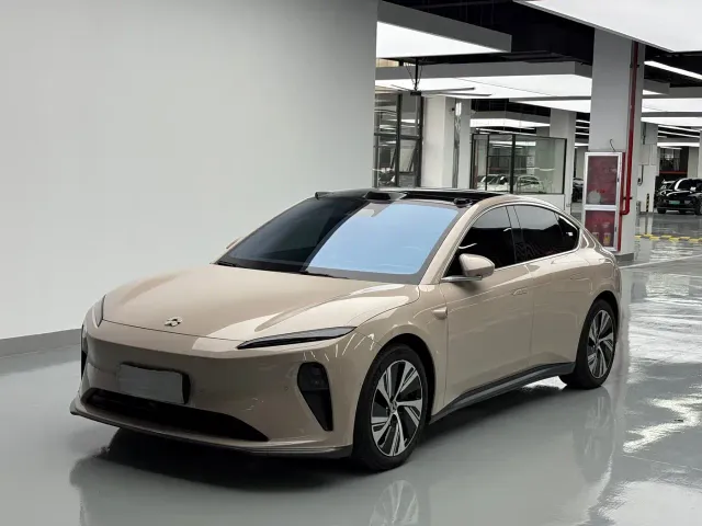 Фотография автомобиля — Nio ET5