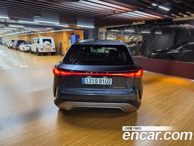 Lexus RX — Фото автомобиля 4