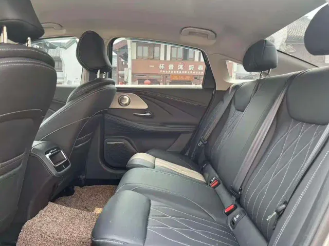 Chery Arrizo 8 — Фото автомобиля 12