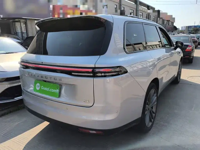 Leapmotor C16 — Фото автомобиля 6