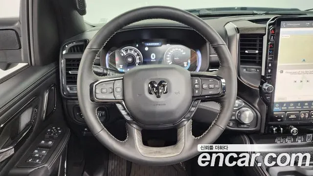 Dodge Ram — Фото автомобиля 12