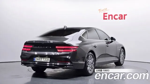 Genesis G80 Бензин 2.5 турбо 2WD — Фото автомобиля 2