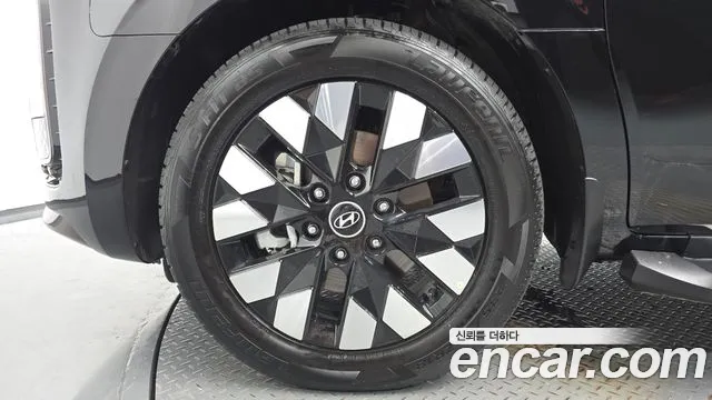 Hyundai Staria Staria — Фото автомобиля 4