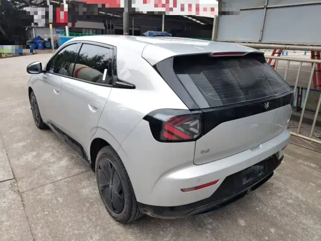 Arcfox T1 — Фото автомобиля 4