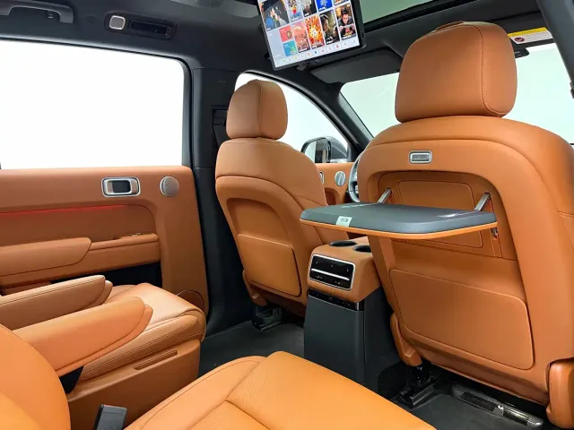 Li Auto L9 — Фото автомобиля 10