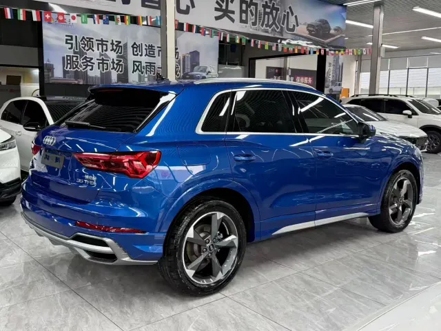 Audi Q3 — Фото автомобиля 5