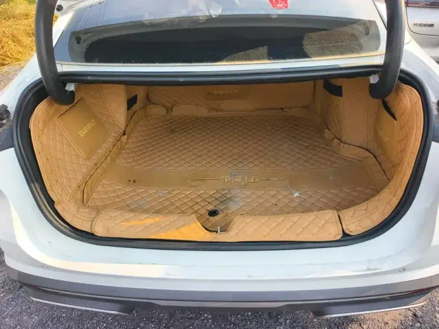 Geely Galaxy L6 — Фото автомобиля 4