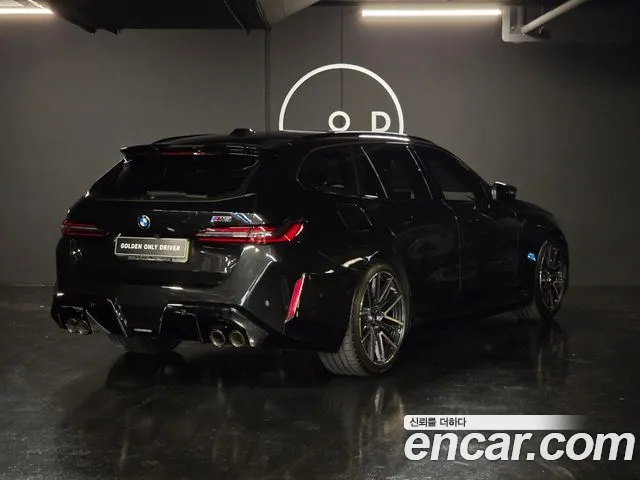 BMW M5 G90 — Фото автомобиля 4