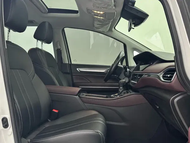 GAC Trumpchi M6 — Фото автомобиля 9