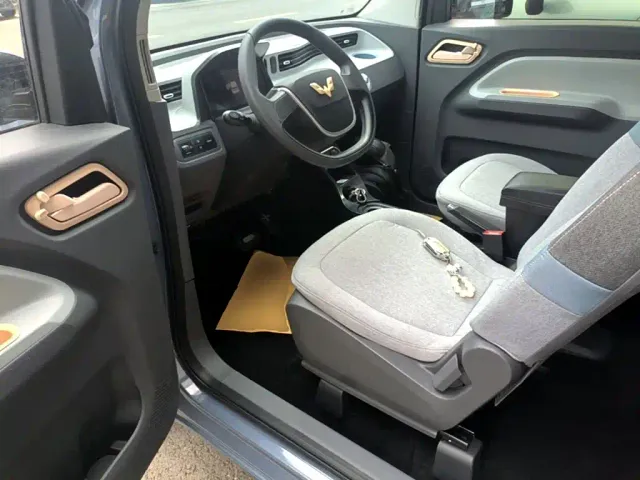 Wuling Hongguang Mini EV — Фото автомобиля 15