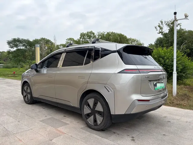 GAC Aion Y — Фото автомобиля 11