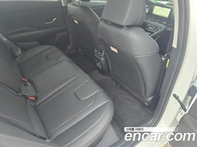 Hyundai Avante — Фото автомобиля 16