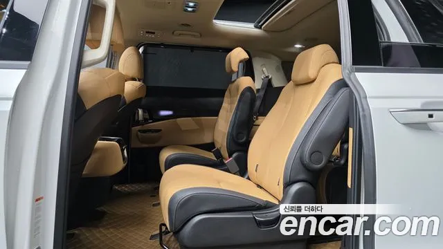 Kia Canival Carnival 4 поколение Дизель 9 мест Signature — Фото автомобиля 12