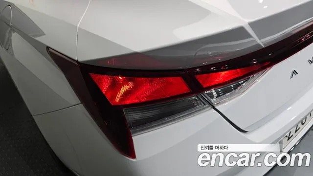 Hyundai AVANTE Avante (CN7) — Фото автомобиля 23